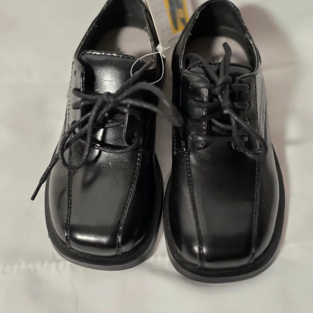 Deer Stags Kids Gabe‎ Black Patent Leather Dress Shoes Size 11M NWT